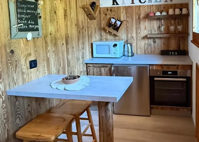 Dolomites Con Box Privato Canazei