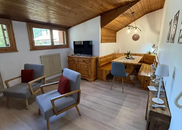 Dolomites Con Box Privato Apartmán *